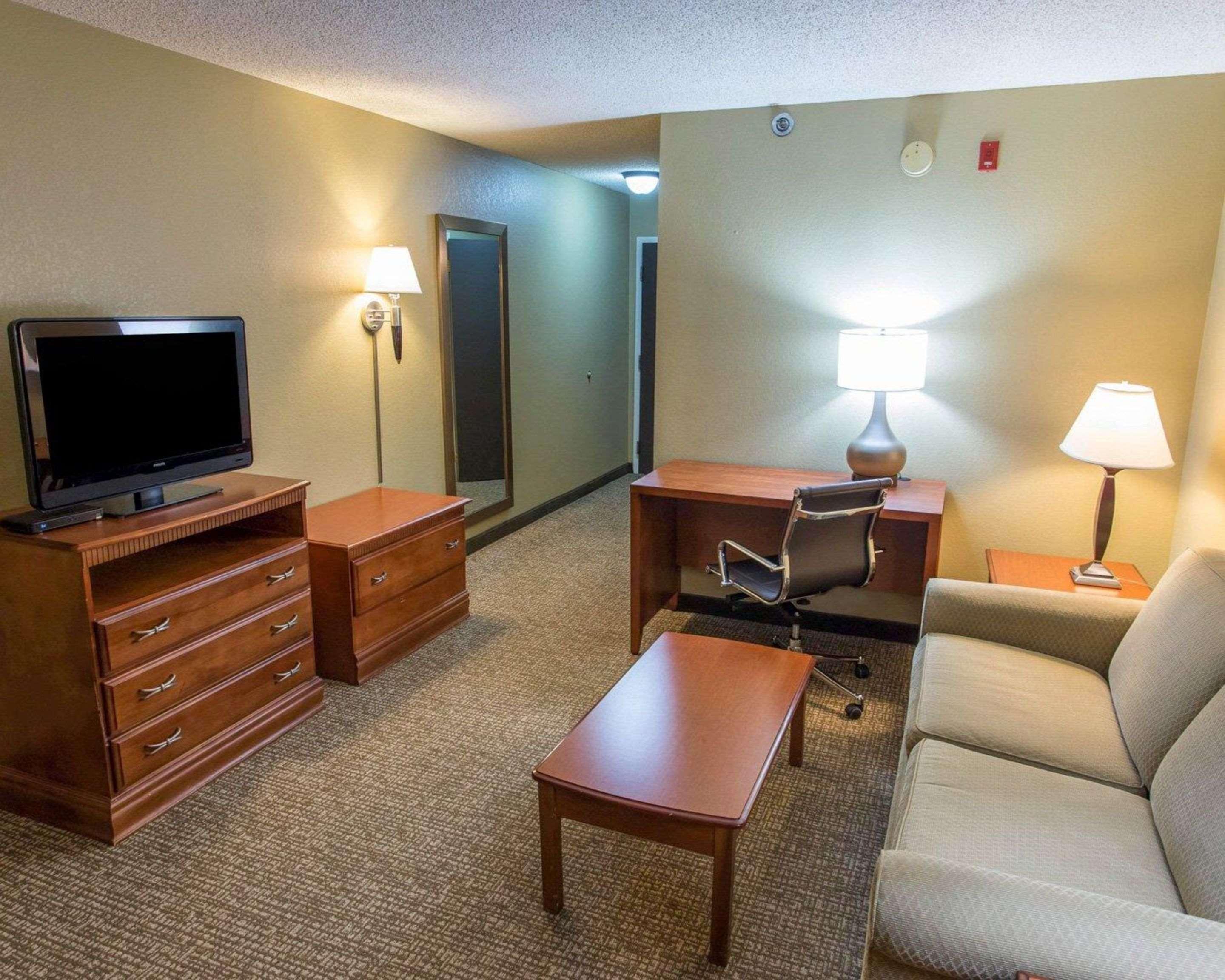 Comfort Inn Opelika - Auburn Экстерьер фото