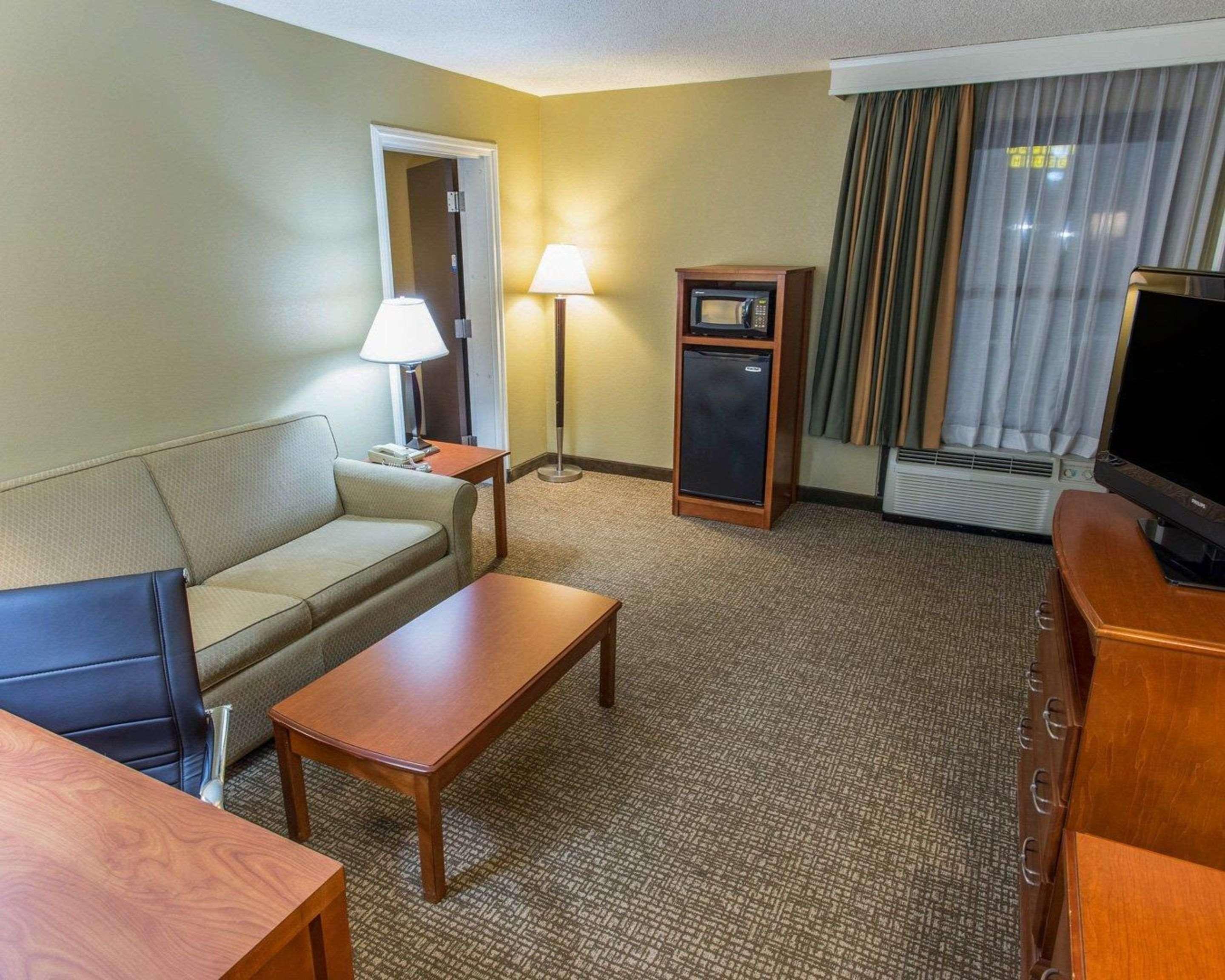 Comfort Inn Opelika - Auburn Экстерьер фото
