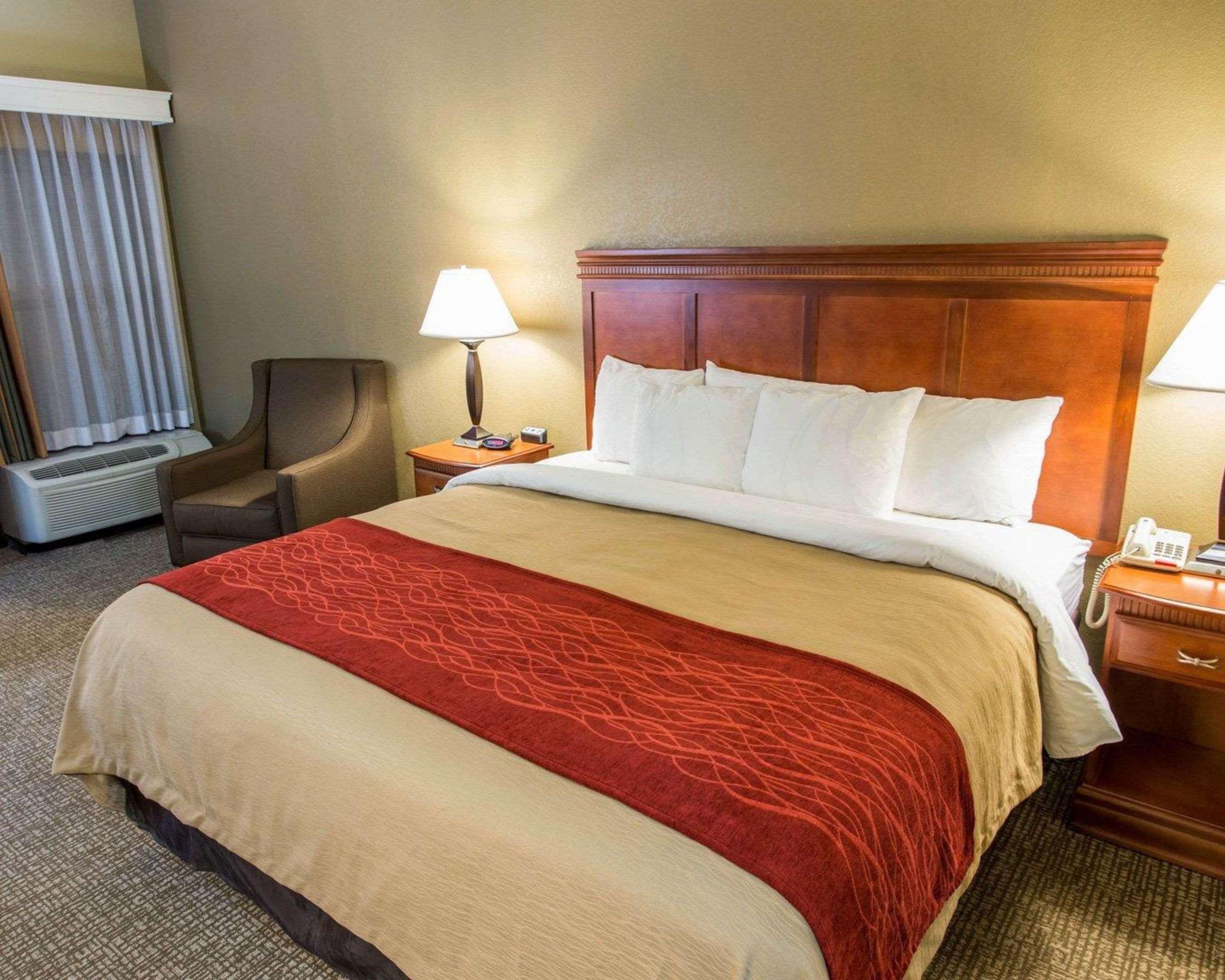 Comfort Inn Opelika - Auburn Экстерьер фото