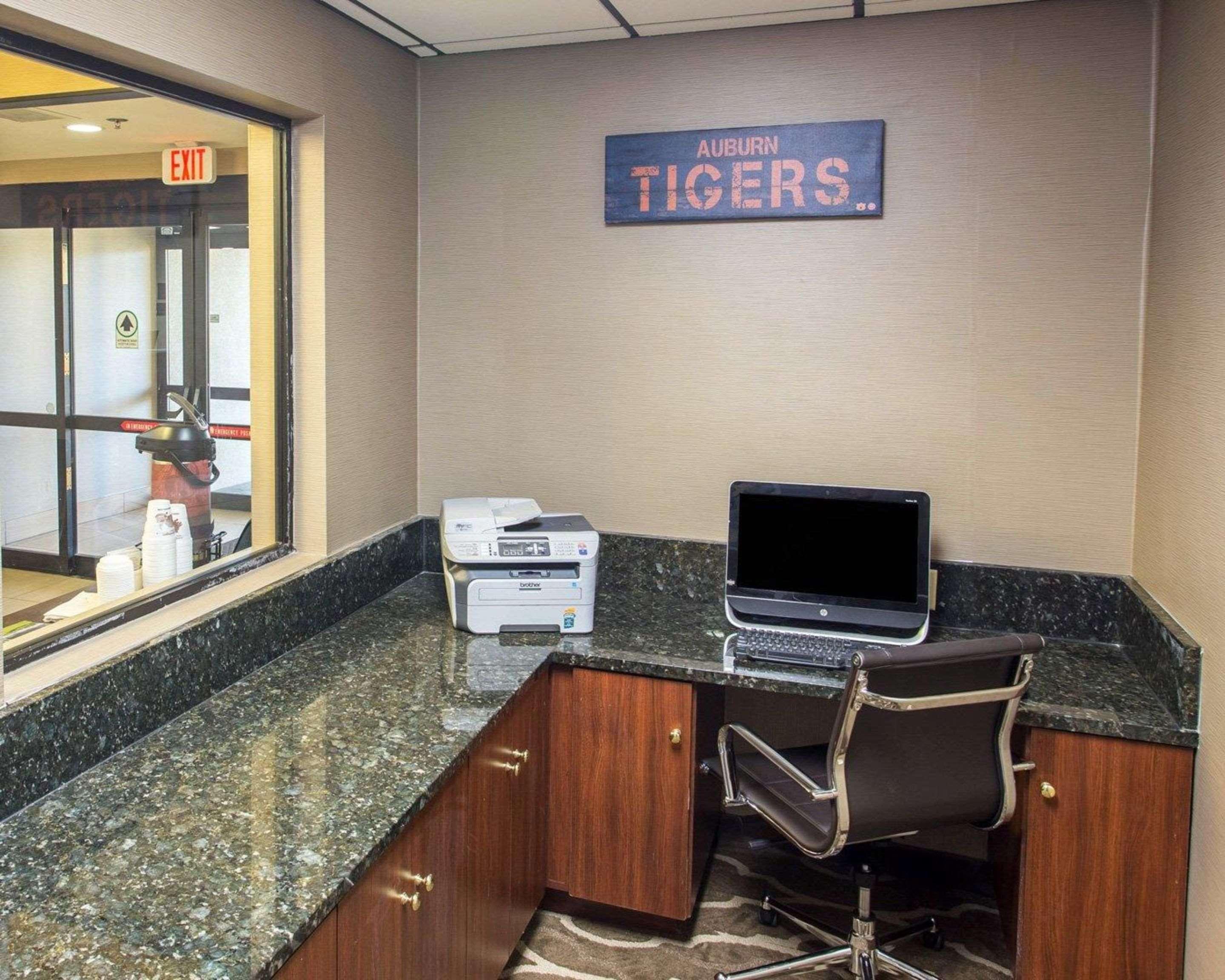Comfort Inn Opelika - Auburn Экстерьер фото
