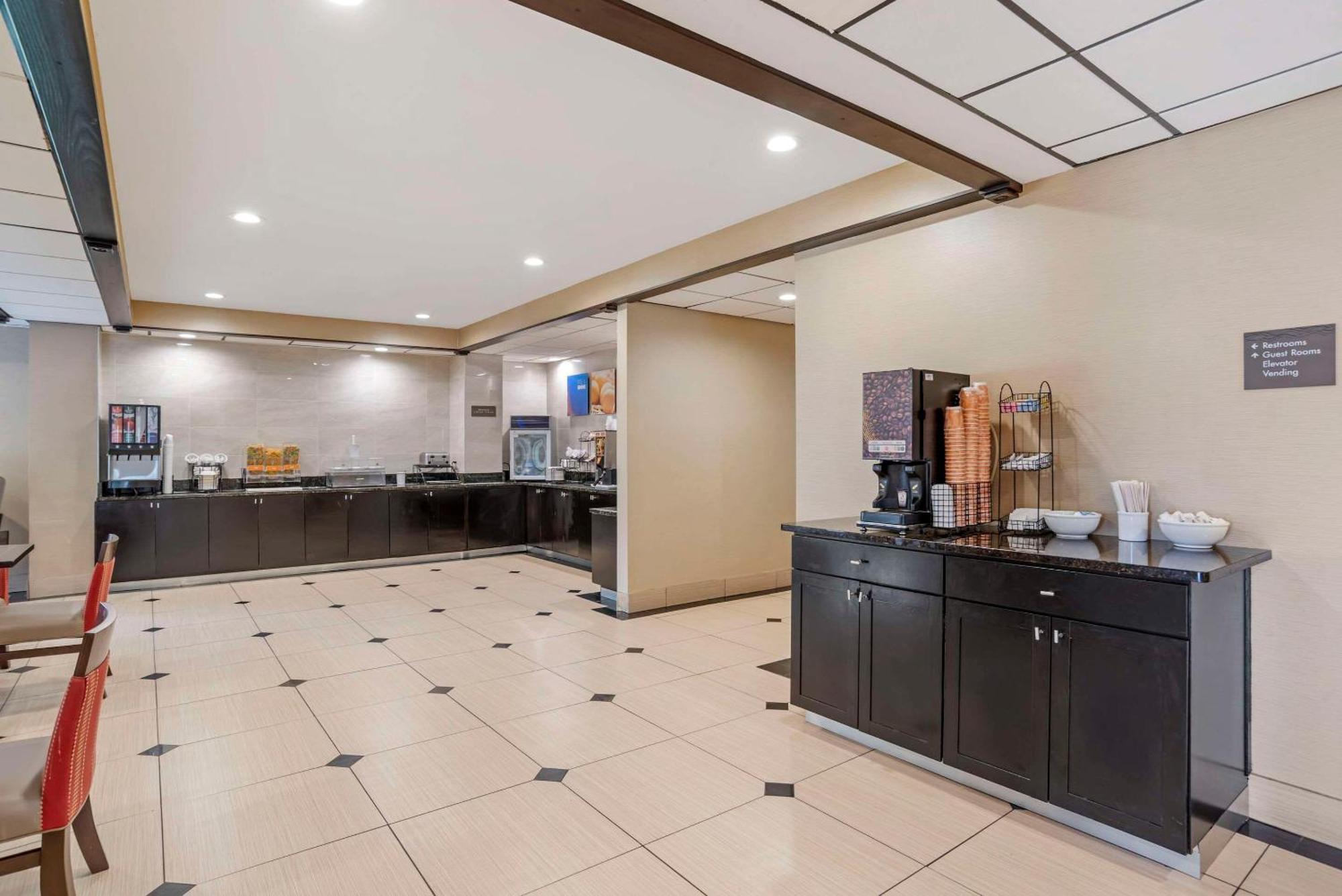 Comfort Inn Opelika - Auburn Экстерьер фото