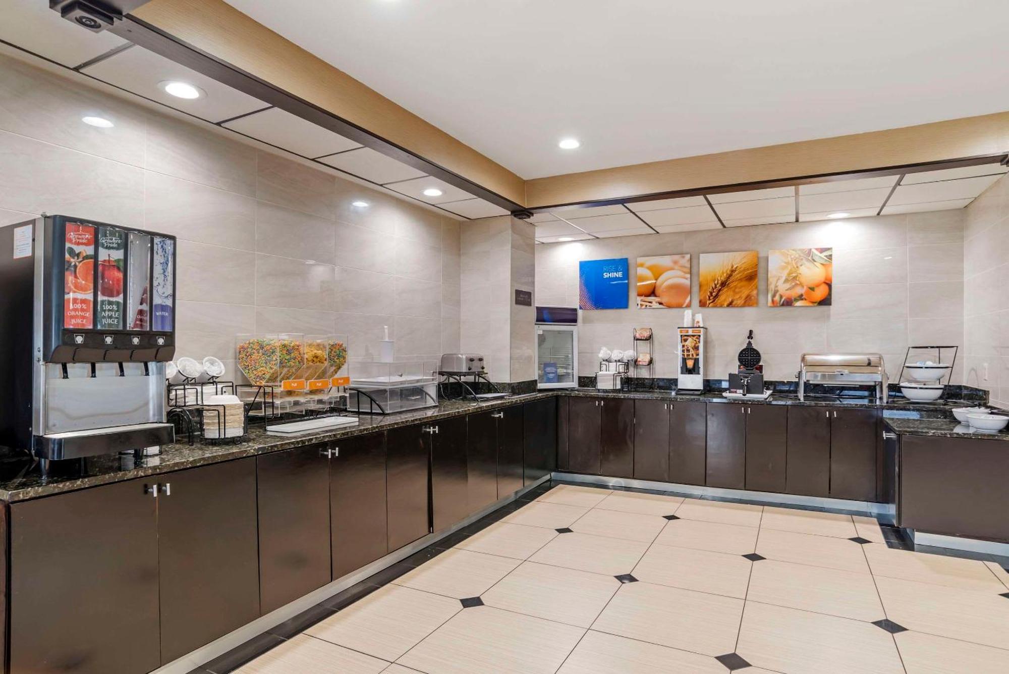 Comfort Inn Opelika - Auburn Экстерьер фото