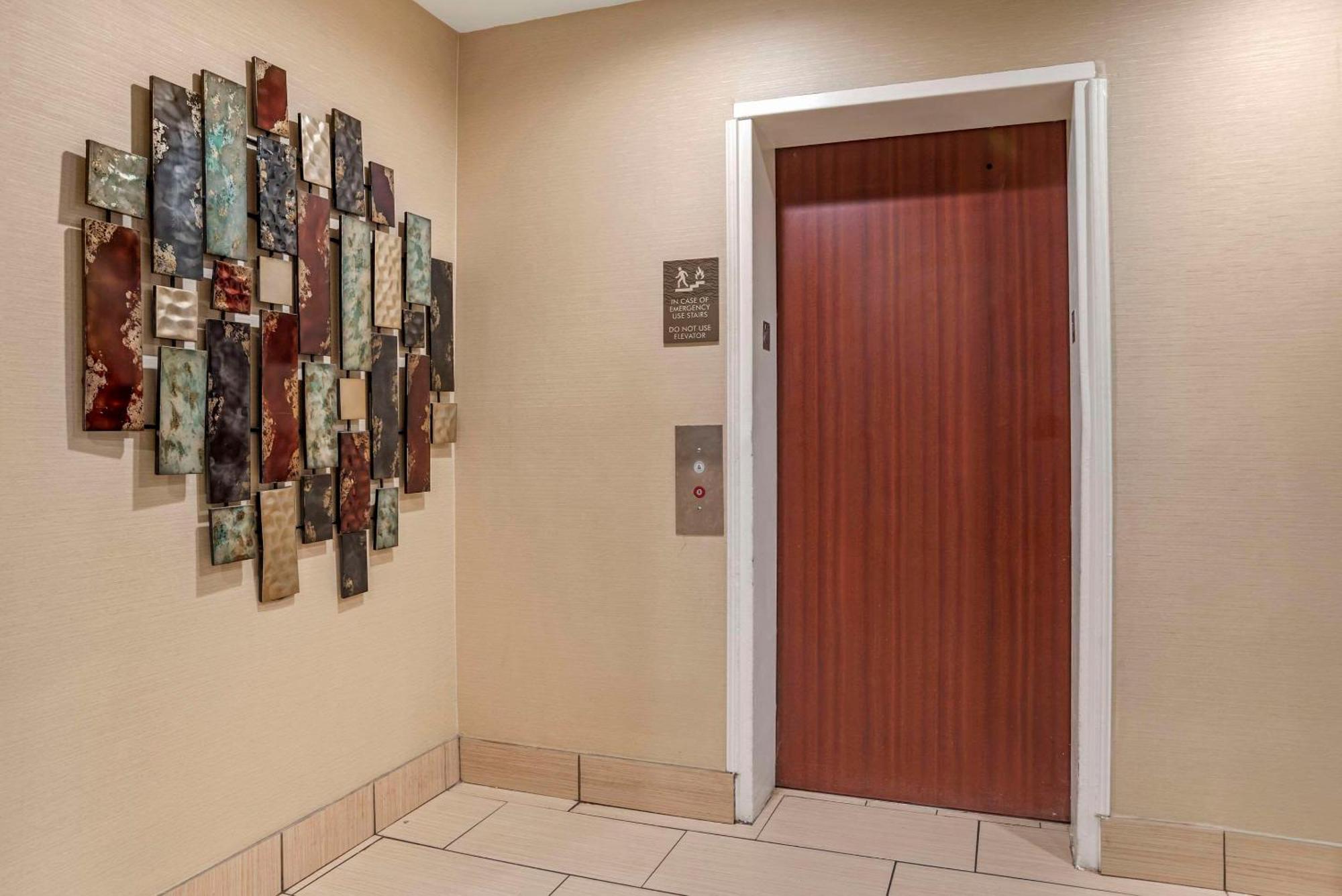 Comfort Inn Opelika - Auburn Экстерьер фото