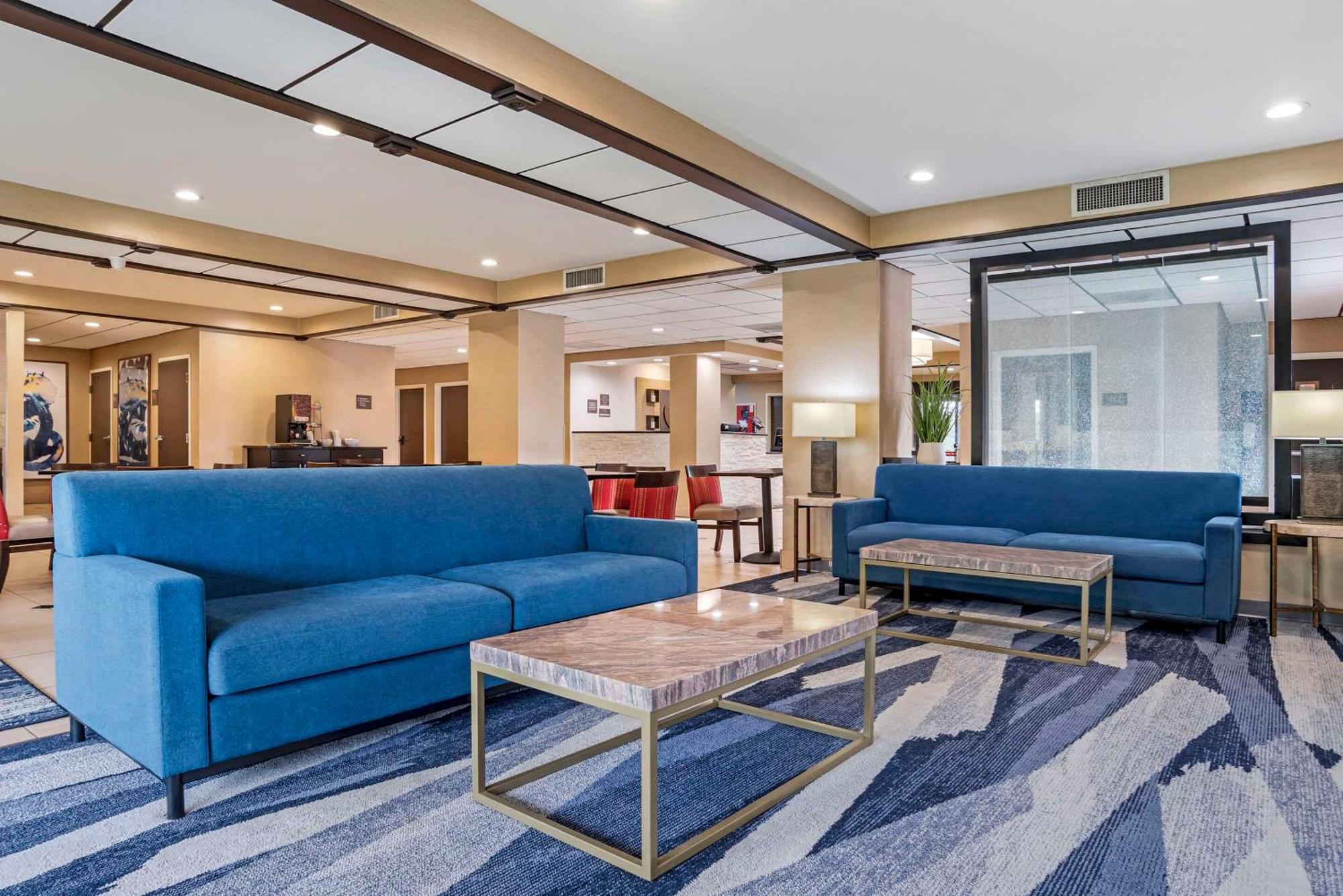 Comfort Inn Opelika - Auburn Экстерьер фото