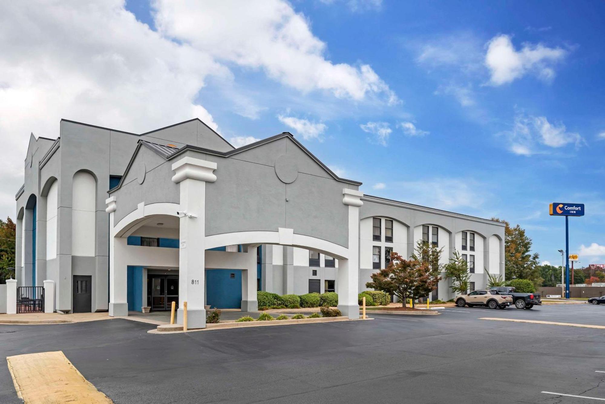 Comfort Inn Opelika - Auburn Экстерьер фото